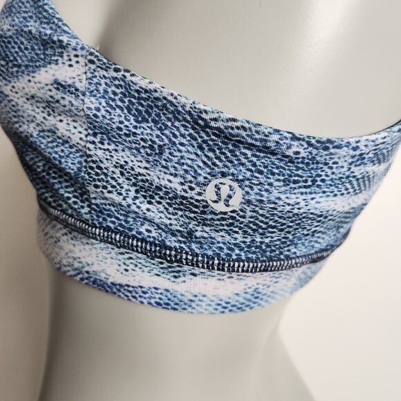 Lululemon Invigorate Bra Mesh in Scape Multi - Picture 9 of 11